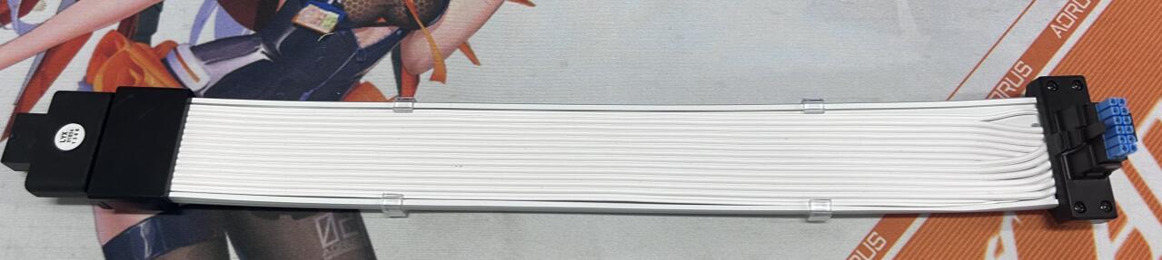 霓彩线4代显卡线 (1).jpg